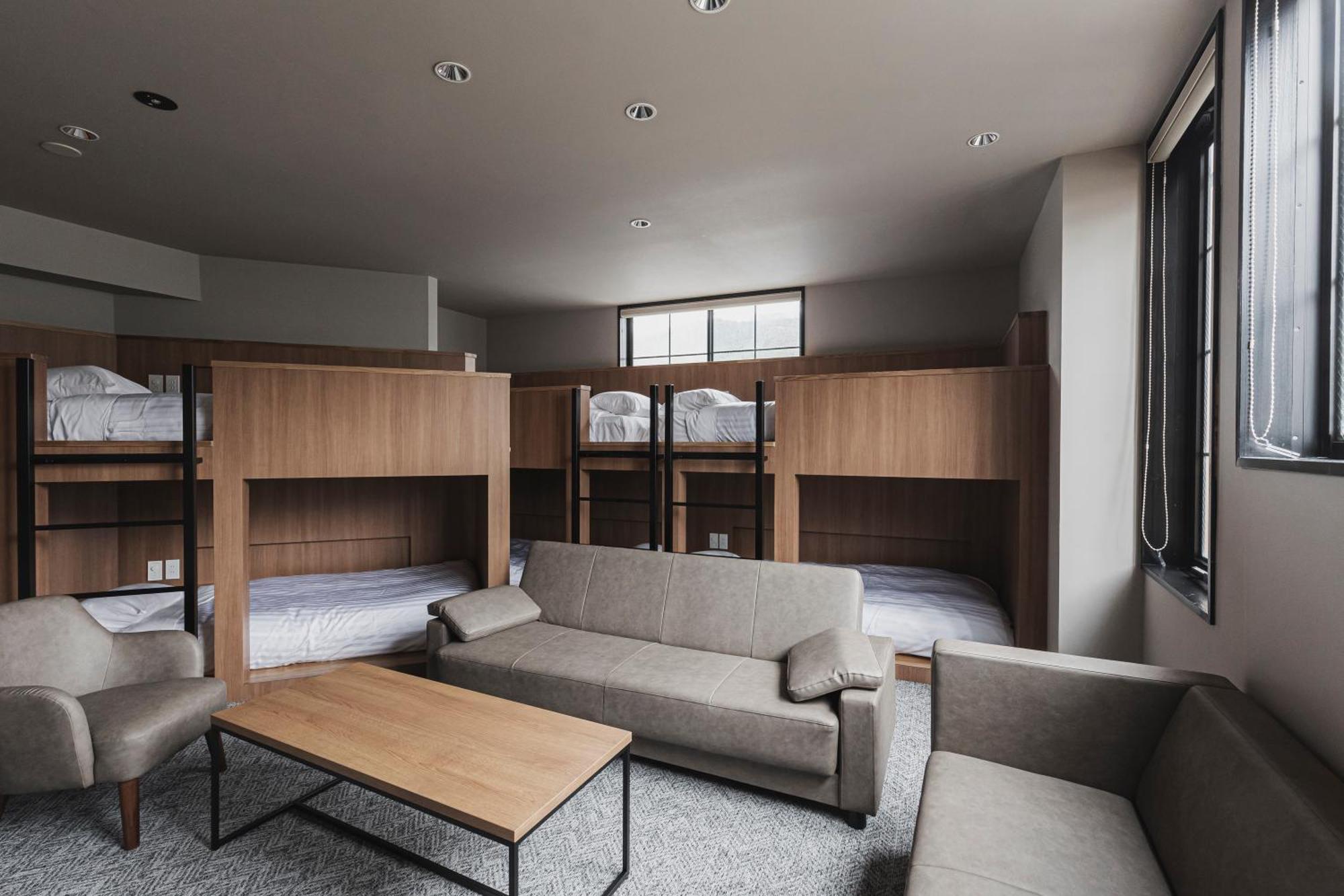 Gems Yufuin Hotel And Spa Cafe Bar 객실 사진
